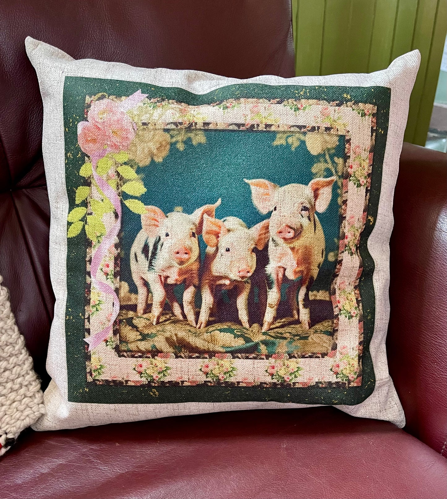 Printed Cushion Vintage Piglets