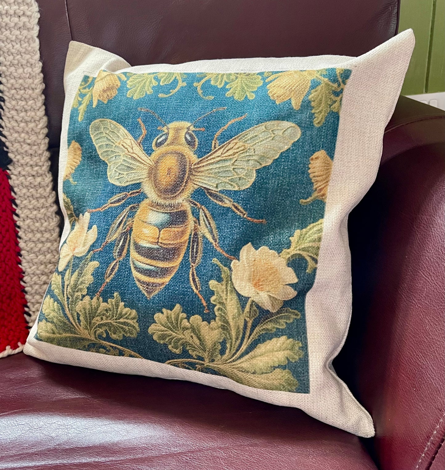 Printed Cushion Vintage Bee